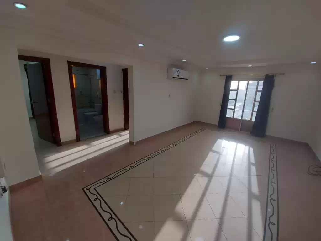 Residential Ready Property 2 Bedrooms U/F Apartment  for rent in Al Sadd , Doha #13357 - 1  image 