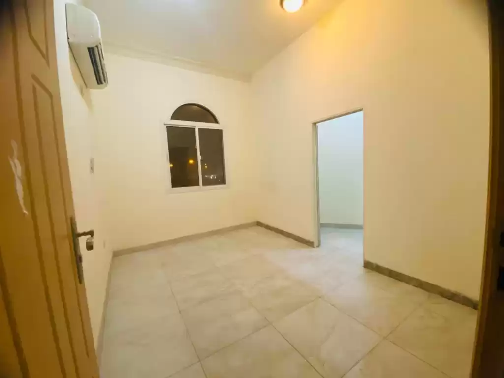 yerleşim Hazır Mülk Stüdyo U/F Apartman  kiralık içinde Al Sadd , Doha #13383 - 1  image 