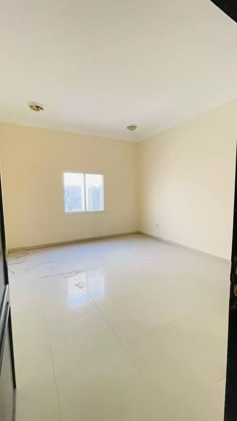 yerleşim Hazır Mülk 1 yatak odası S/F Apartman  kiralık içinde Al Sadd , Doha #13399 - 1  image 