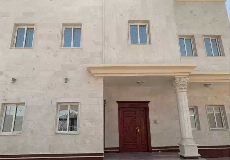 Жилой Готовая недвижимость 6 спален Н/Ф Отдельная вилла  продается в Аль-Садд , Доха #13468 - 1  image 