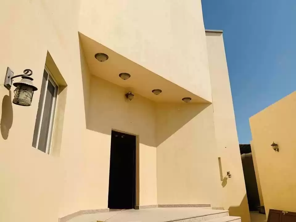 住宅 就绪物业 1 间卧室 U/F 公寓  出租 在 萨德 , 多哈 #13496 - 1  image 