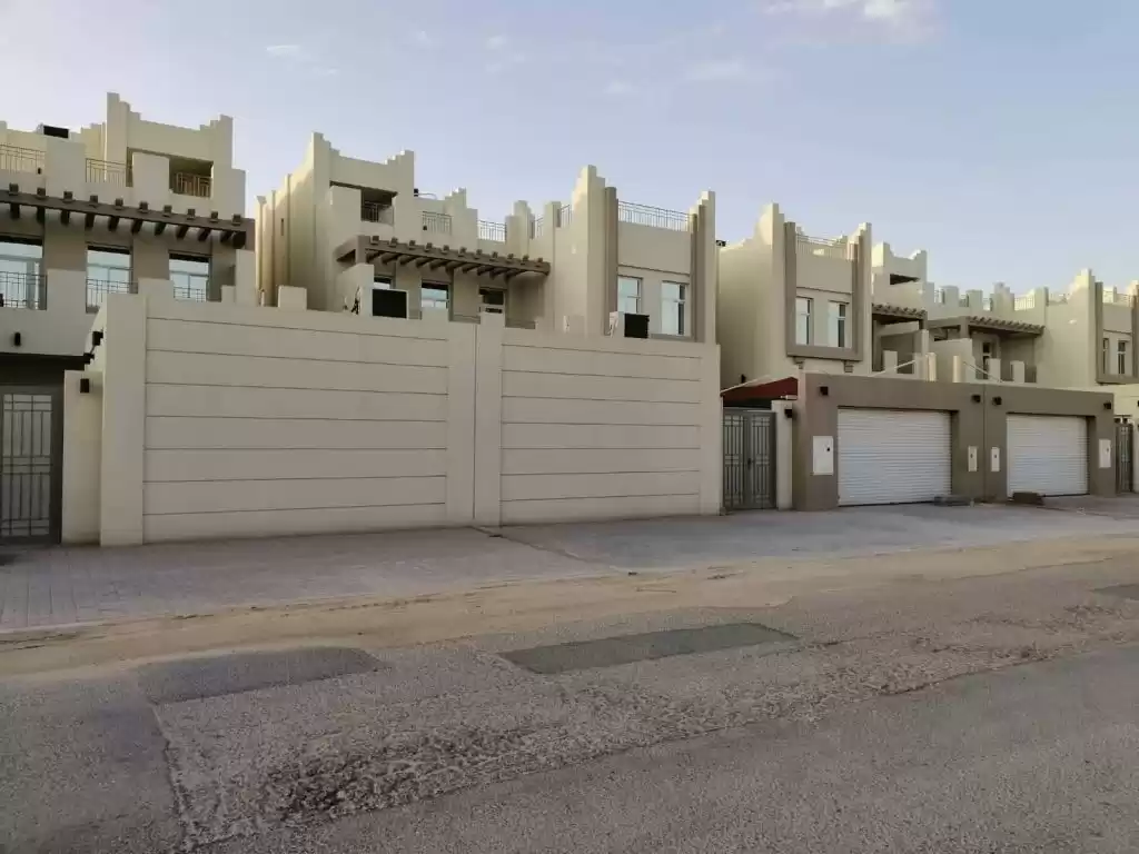 مسکونی املاک آماده 7 اتاق خواب U/F ویلای مستقل  برای اجاره که در السد , دوحه #13506 - 1  image 