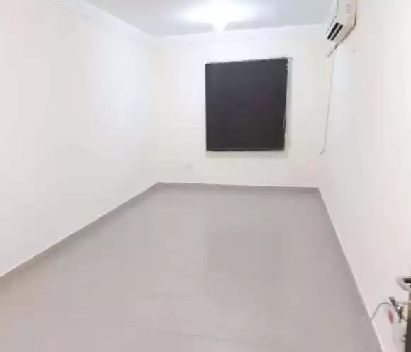 Wohn Klaar eigendom 2 Schlafzimmer S/F Wohnung  zu vermieten in Al Sadd , Doha #13515 - 1  image 
