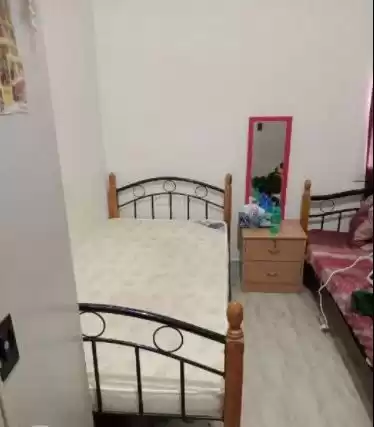 Residential Ready Property 1 Bedroom F/F Apartment  for rent in Doha #13681 - 1  image 