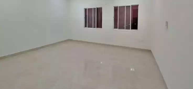 Résidentiel Propriété prête 5 chambres U / f Villa à Compound  a louer au Al-Sadd , Doha #13690 - 1  image 