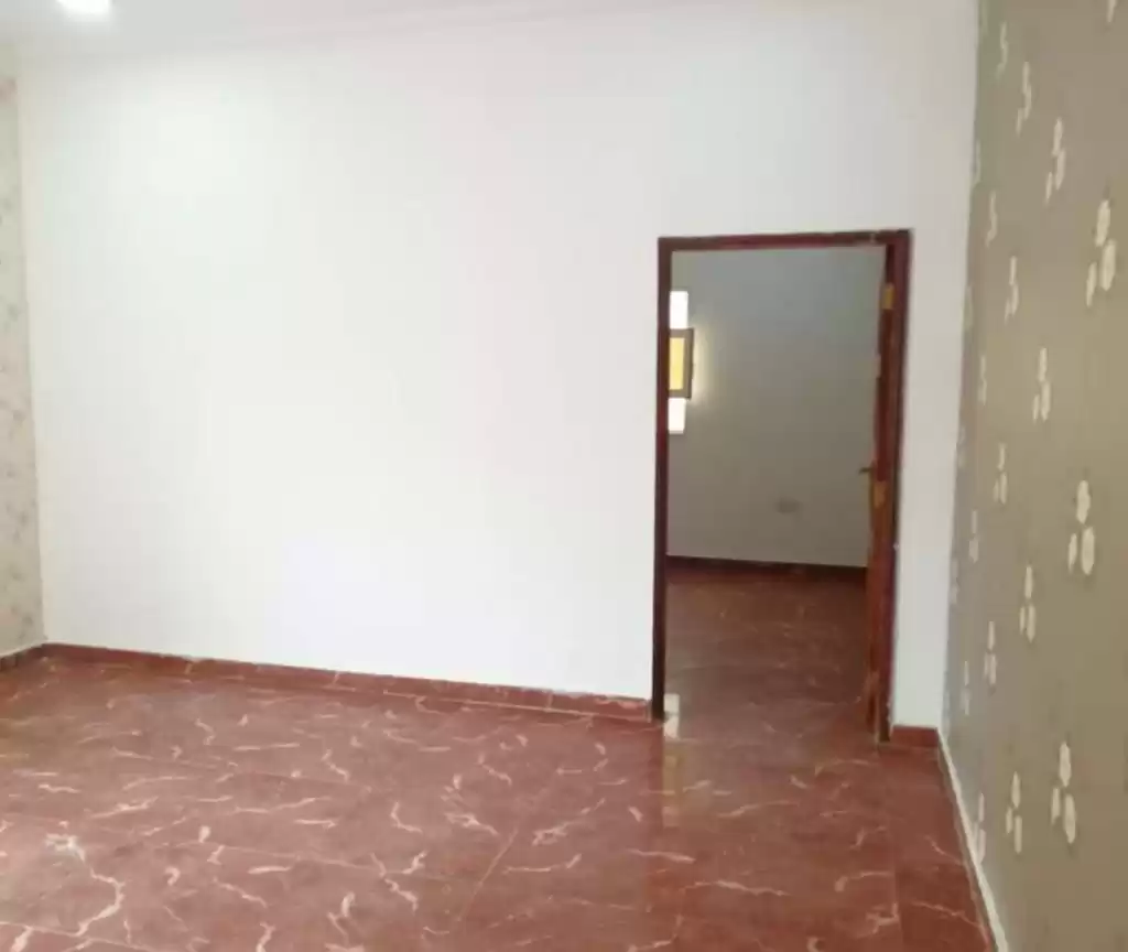 Wohn Klaar eigendom 1 Schlafzimmer U/F Wohnung  zu vermieten in Al Sadd , Doha #13734 - 1  image 