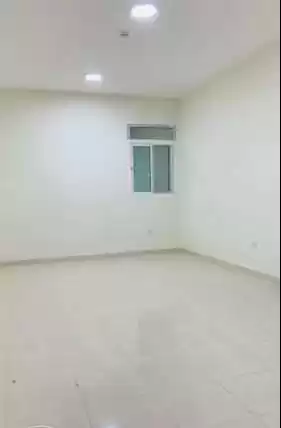 住宅 就绪物业 2 间卧室 U/F 公寓  出租 在 萨德 , 多哈 #13766 - 1  image 