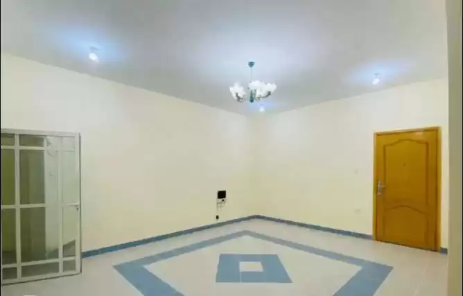 مسکونی املاک آماده 2 اتاق خواب U/F اپارتمان  برای اجاره که در السد , دوحه #13767 - 1  image 
