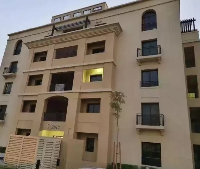 Wohn Klaar eigendom 1 Schlafzimmer F/F Wohnung  zu verkaufen in Al Sadd , Doha #13836 - 1  image 