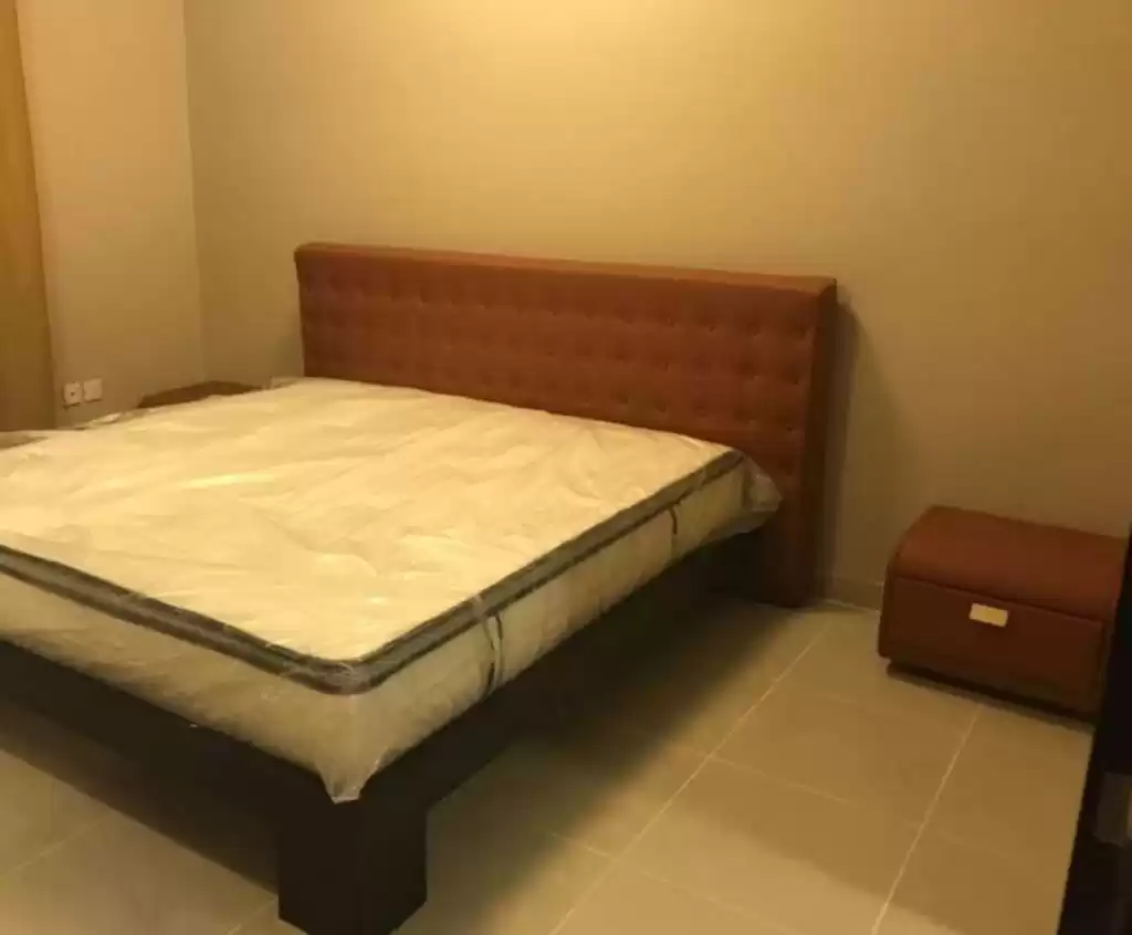 Wohn Klaar eigendom 1 Schlafzimmer F/F Wohnung  zu vermieten in Al Sadd , Doha #13847 - 1  image 