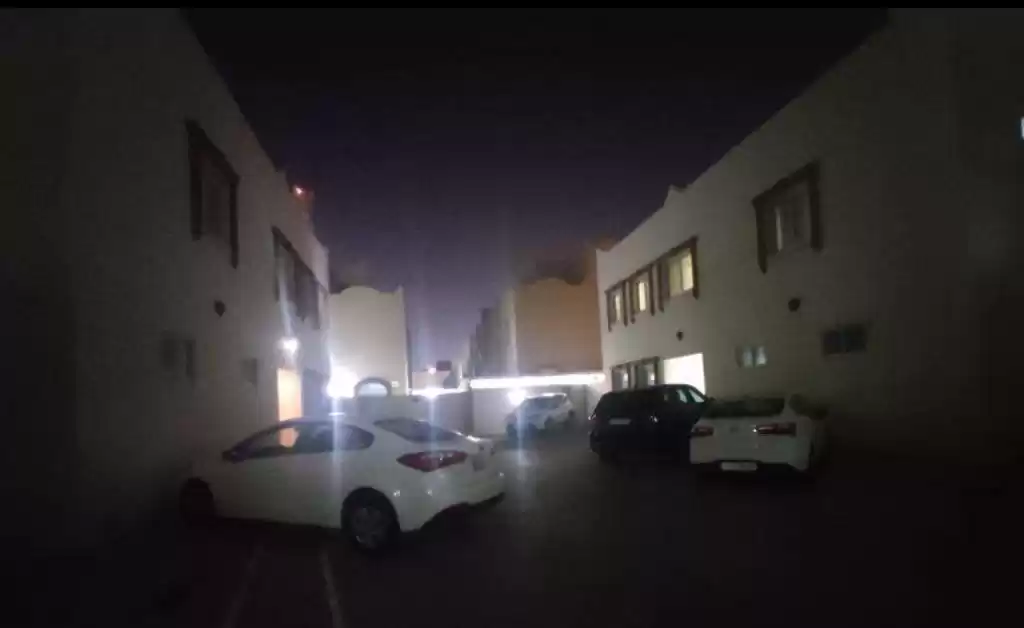 Residencial Listo Propiedad 1 dormitorio U / F Apartamento  alquiler en Doha #13859 - 1  image 