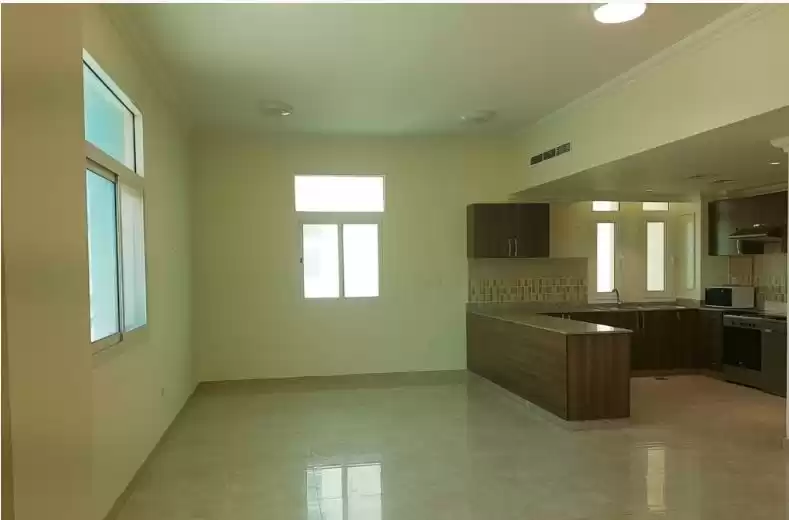 yerleşim Hazır Mülk 2 yatak odası S/F Apartman  kiralık içinde Al Sadd , Doha #13968 - 1  image 