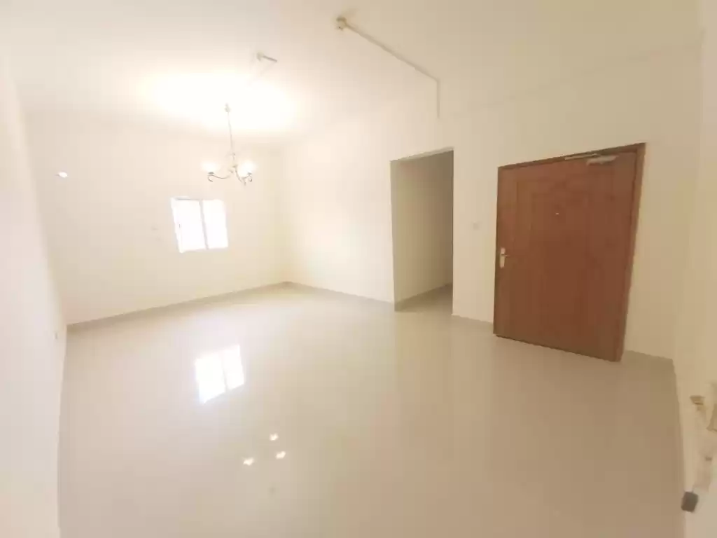 Résidentiel Propriété prête 2 chambres U / f Appartement  a louer au Al-Sadd , Doha #14043 - 1  image 