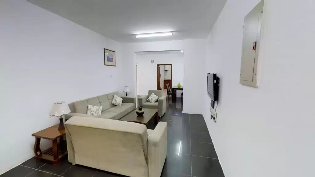 Residential Ready Property 3 Bedrooms F/F Apartment  for rent in Doha #14084 - 1  image 