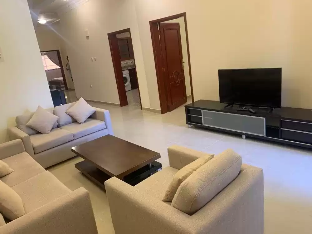 住宅 就绪物业 3 间卧室 楼/楼 公寓  出租 在 萨德 , 多哈 #14265 - 1  image 