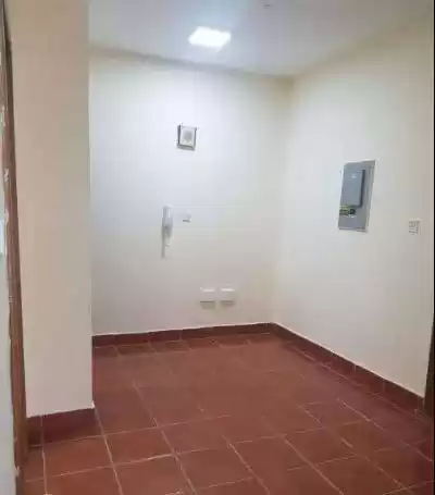 Residential Ready Property 1 Bedroom U/F Apartment  for rent in Al Sadd , Doha #14274 - 1  image 