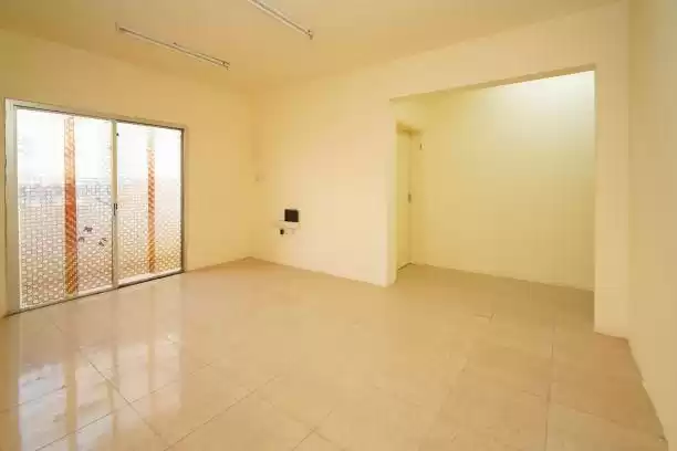 住宅 就绪物业 4 间卧室 U/F 公寓  出租 在 萨德 , 多哈 #14301 - 1  image 