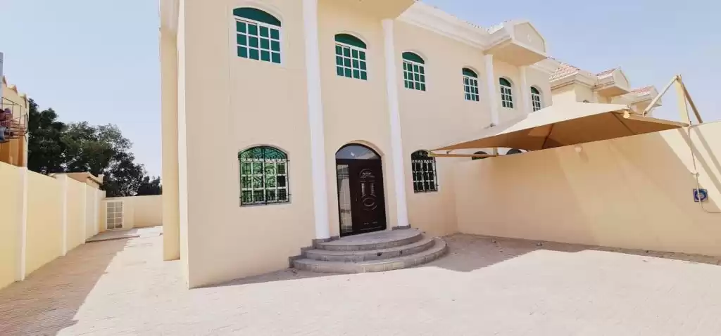 سكني عقار جاهز 4 غرف  غير مفروش فيلا  للإيجار في السد , الدوحة #14329 - 1  صورة 