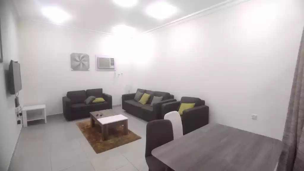 Residential Ready Property 2 Bedrooms F/F Apartment  for rent in Al Sadd , Doha #14357 - 1  image 