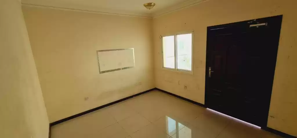 Residential Ready Property 7+ Bedrooms U/F Standalone Villa  for rent in Al Sadd , Doha #14362 - 1  image 