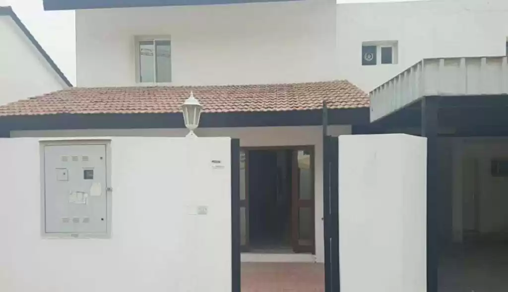 住宅 就绪物业 3 间卧室 U/F 公寓  出租 在 萨德 , 多哈 #14488 - 1  image 