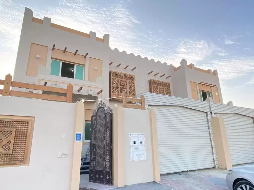 Residential Ready Property 1 Bedroom U/F Apartment  for rent in Al Sadd , Doha #14743 - 1  image 