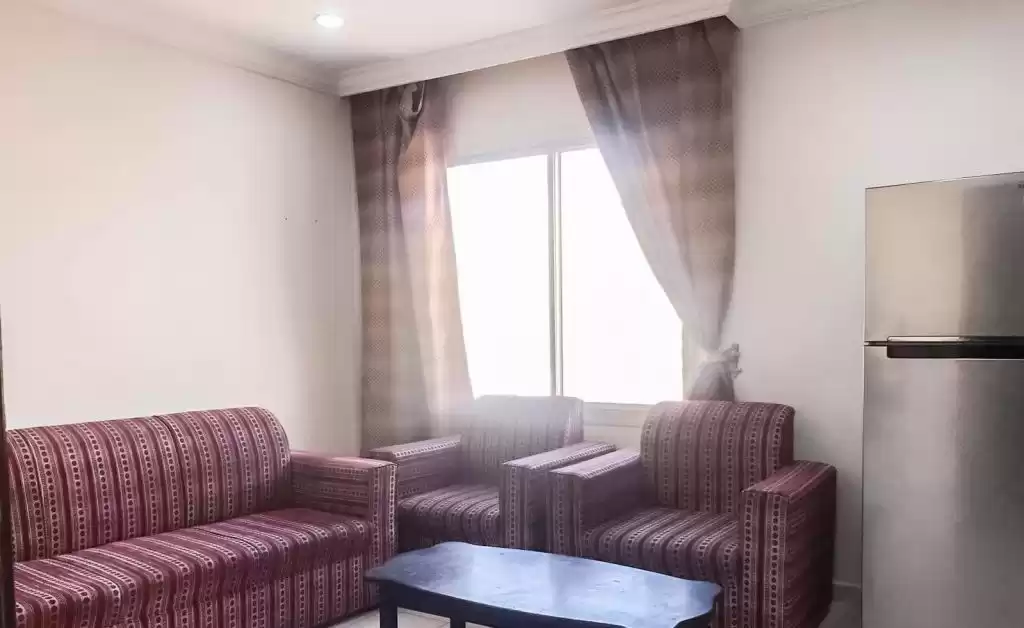 Wohn Klaar eigendom 1 Schlafzimmer F/F Wohnung  zu vermieten in Al Sadd , Doha #14745 - 1  image 