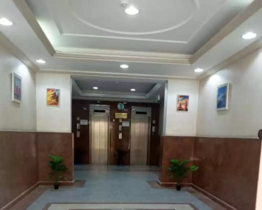 Résidentiel Propriété prête 2 chambres U / f Appartement  a louer au Al-Sadd , Doha #14831 - 1  image 