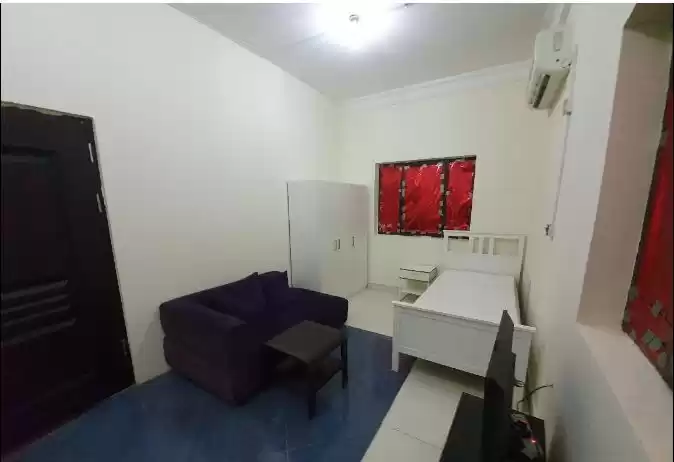 Residential Ready Property Studio F/F Apartment  for rent in Al Sadd , Doha #14897 - 1  image 