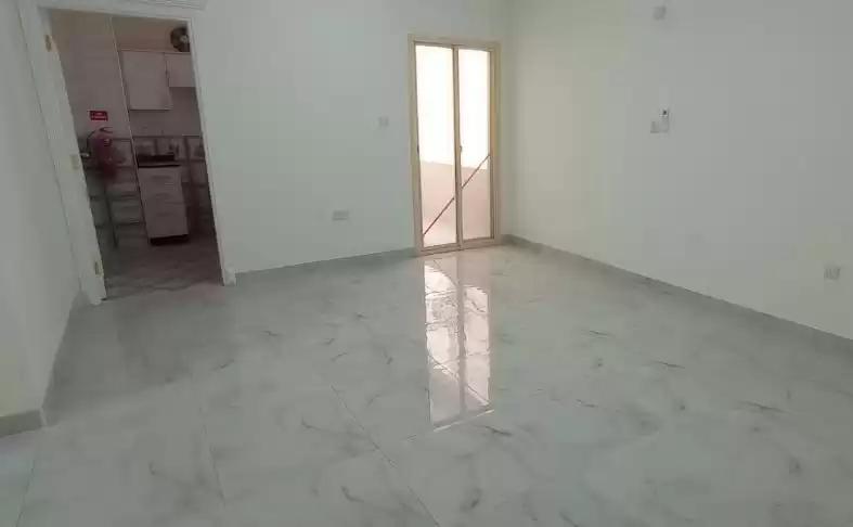 住宅 就绪物业 1 间卧室 U/F 公寓  出租 在 萨德 , 多哈 #15060 - 1  image 