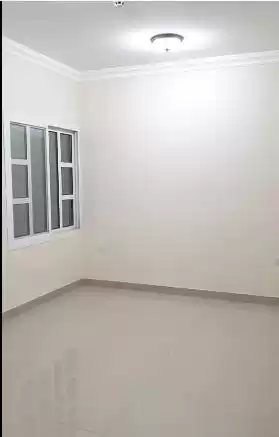 Wohn Klaar eigendom 2 Schlafzimmer S/F Wohnung  zu vermieten in Al Sadd , Doha #15186 - 1  image 