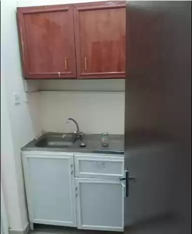 yerleşim Hazır Mülk 1 yatak odası U/F Apartman  kiralık içinde Al Sadd , Doha #15192 - 1  image 