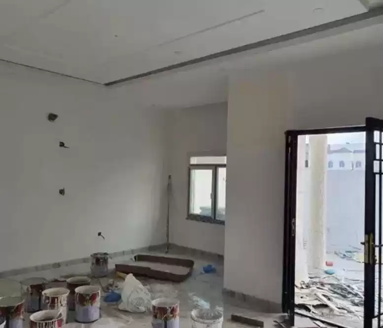 سكني عقار جاهز 7 غرف  غير مفروش فيلا  للبيع في الدوحة #15284 - 1  صورة 