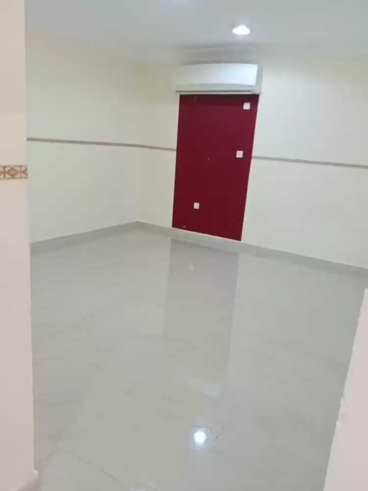 Wohn Klaar eigendom 1 Schlafzimmer U/F Penthouse  zu vermieten in Al Sadd , Doha #15308 - 1  image 