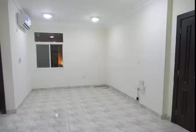 مسکونی املاک آماده 2 اتاق خواب U/F اپارتمان  برای اجاره که در السد , دوحه #15388 - 1  image 