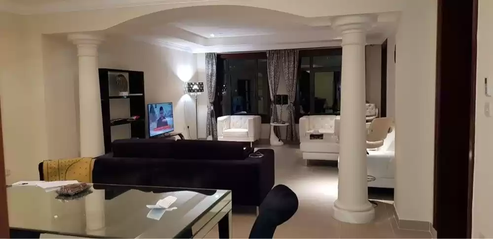 Residential Ready Property 2 Bedrooms F/F Townhouse  for rent in Al Sadd , Doha #15453 - 1  image 