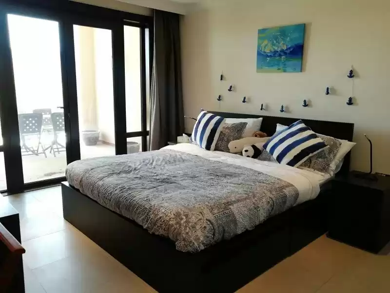 Wohn Klaar eigendom 2 Schlafzimmer F/F Stadthaus  zu vermieten in Al Sadd , Doha #15473 - 1  image 