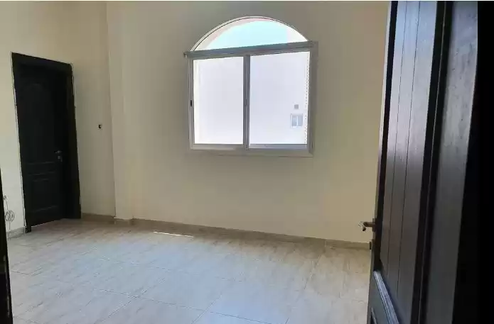 مسکونی املاک آماده 5 اتاق خواب U/F ویلا در مجتمع  برای اجاره که در السد , دوحه #15554 - 1  image 