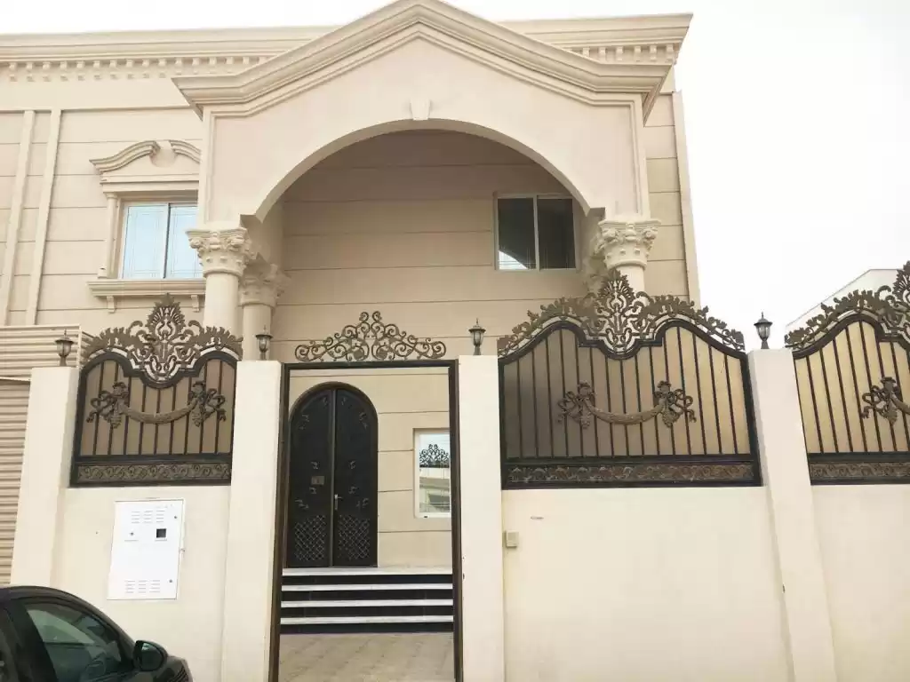 Wohn Klaar eigendom 1 Schlafzimmer S/F Wohnung  zu vermieten in Al Sadd , Doha #15625 - 1  image 