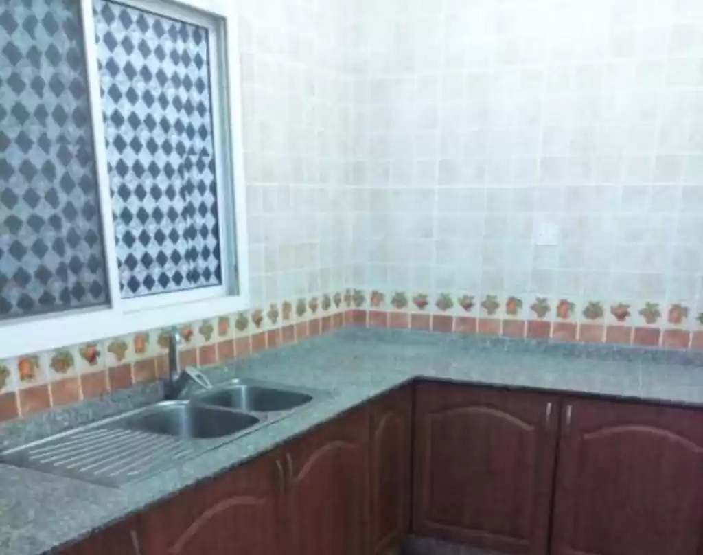 Residential Ready Property 2 Bedrooms F/F Apartment  for rent in Al Sadd , Doha #15656 - 1  image 