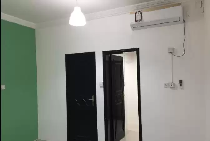 Residencial Listo Propiedad Estudio S / F Apartamento  alquiler en al-sad , Doha #15678 - 1  image 