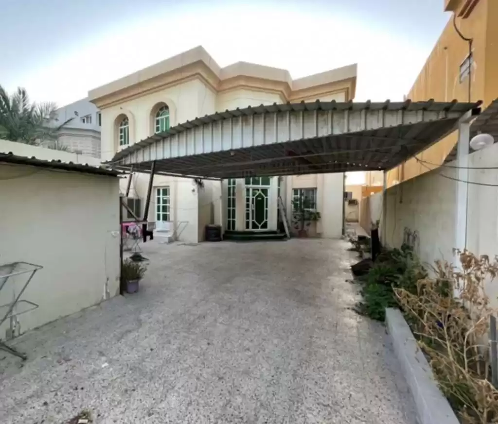 Residential Ready Property 1 Bedroom F/F Apartment  for rent in Al Sadd , Doha #15687 - 1  image 