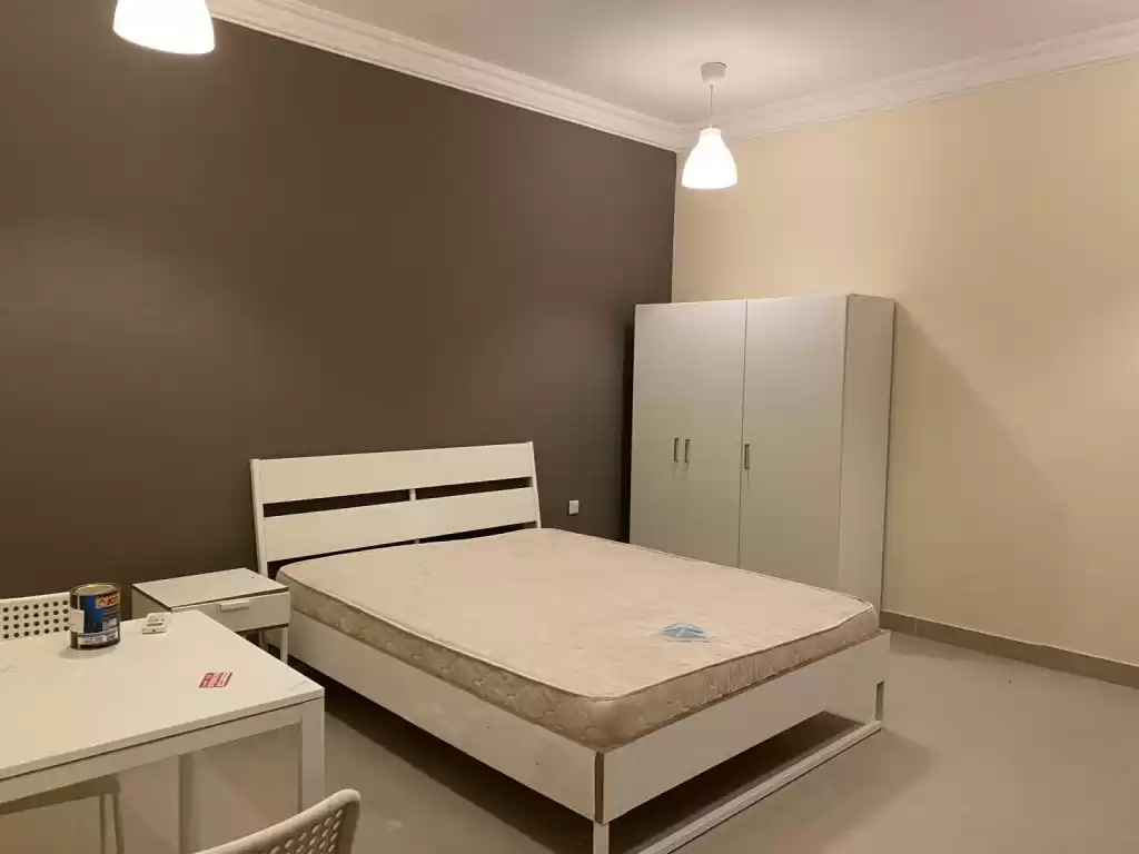 Wohn Klaar eigendom 1 Schlafzimmer F/F Wohnung  zu vermieten in Al Sadd , Doha #15827 - 1  image 