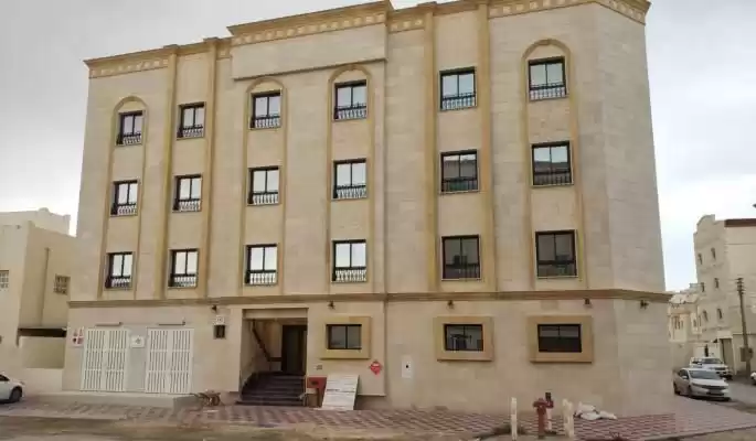 Residencial Listo Propiedad 3 dormitorios U / F Apartamento  alquiler en al-sad , Doha #15875 - 1  image 