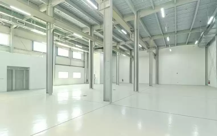 Comercial Listo Propiedad U / F Almacén  alquiler en al-sad , Doha #15982 - 1  image 