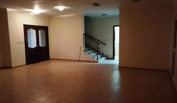 Residential Ready Property 4 Bedrooms F/F Standalone Villa  for rent in Al Sadd , Doha #16009 - 1  image 