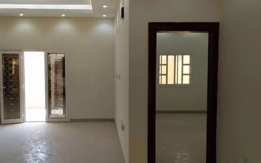 住宅 就绪物业 7 间卧室 U/F 公寓  出租 在 多哈 #16025 - 1  image 