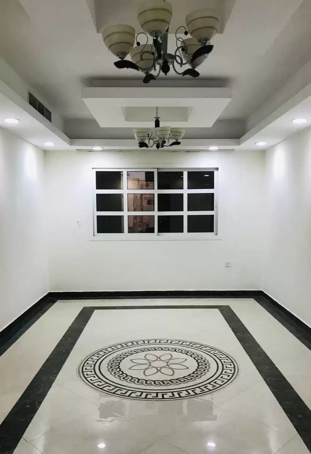 yerleşim Hazır Mülk 3 yatak odası U/F Apartman  kiralık içinde Al Sadd , Doha #16180 - 1  image 