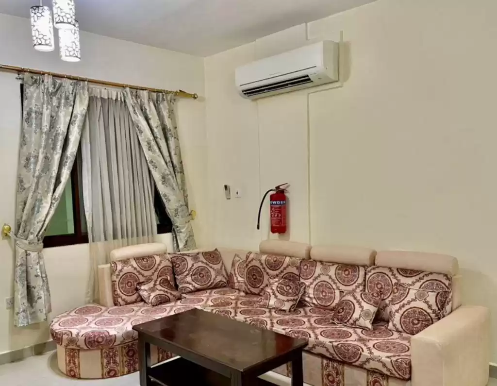 Residential Ready Property 2 Bedrooms F/F Apartment  for rent in Al Sadd , Doha #16188 - 1  image 