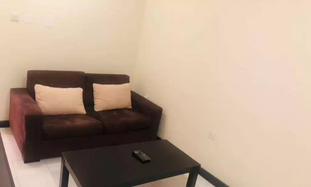 yerleşim Hazır Mülk 1 yatak odası F/F Apartman  kiralık içinde Al Sadd , Doha #16309 - 1  image 